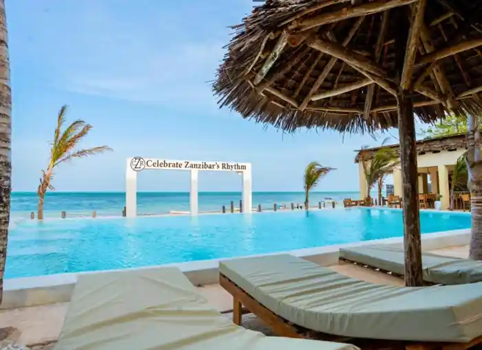 Hotel pool facing the Indian Ocean