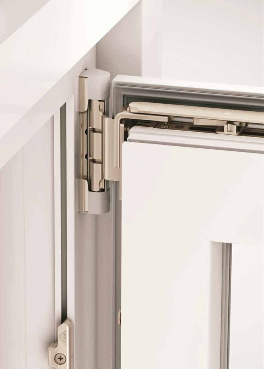 Window hardware shown in the EVOLINE catalogue